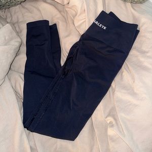 ALPHALETE AMPLIFY LEGGINGS SIZE SMALL-NAVY